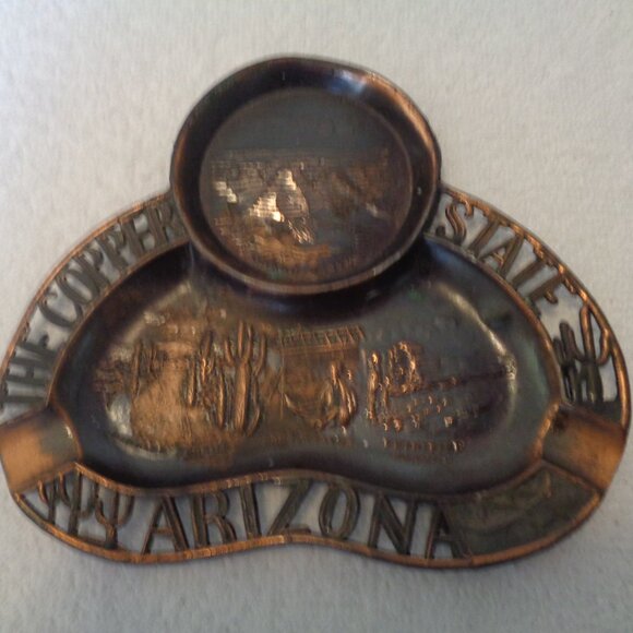 VINTAGE & RETRO COPPERY ARIZONA METAL PICTURES WRITING ASHTRAY MADE IN JAPAN - Picture 3 of 5